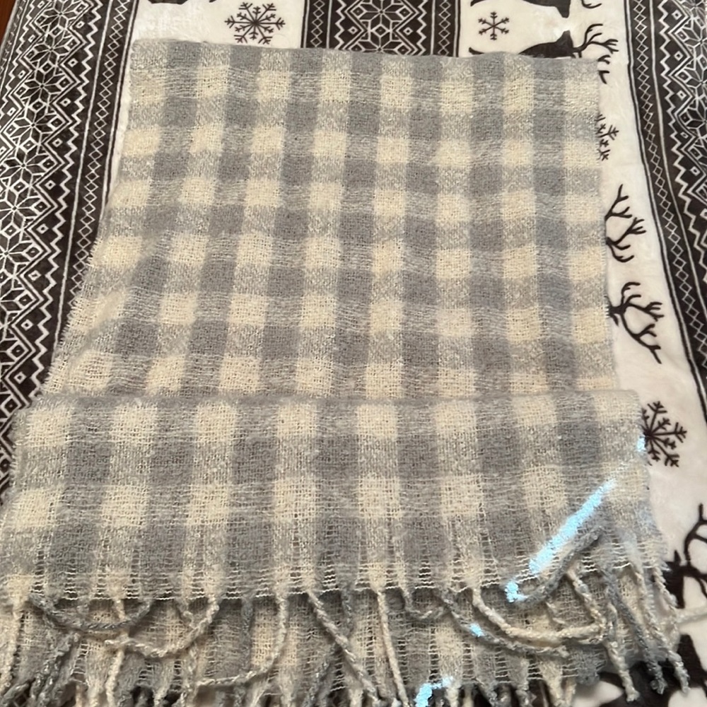 Loft Scarf/Wrap